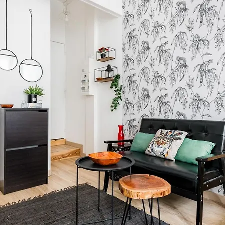 Beige Hospitalite - La Bohemienne - Central Proche Place Jean Jaures Saint-Etienne  Exterior photo