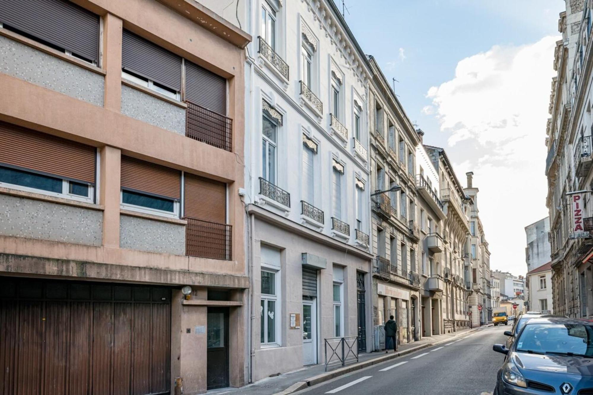 Beige Hospitalite - La Bohemienne - Proche Place Jean Jaures Apartment